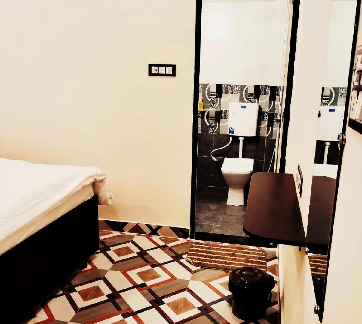 Appartamento Vrinda Garden Varanasi Alloggio in famiglia