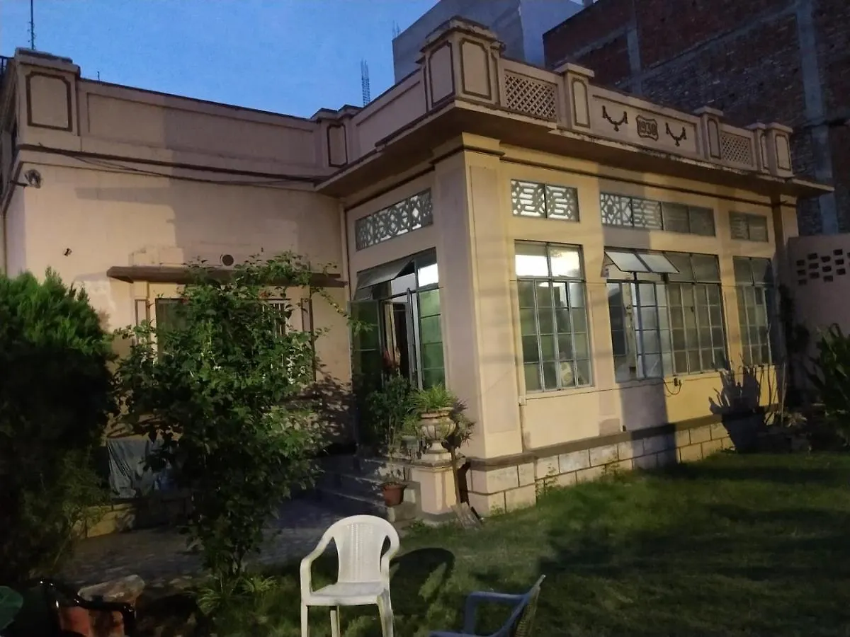 Vrinda Garden Lägenhet Varanasi Indien